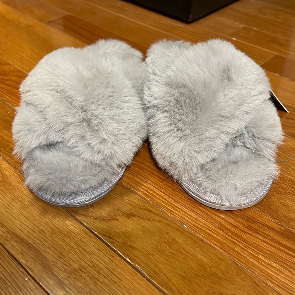 Lauren Conrad Fuzzy Slippers